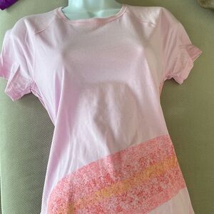 Tek Gear - pink t-shirt with side design